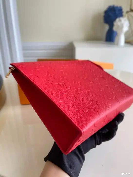 POCHETTE LOUIS VUITTON VOYAGE 0701